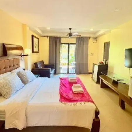 Lotusland Pattaya