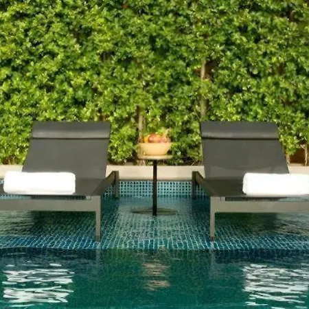 โรงแรม Seven Zea Chic 4*