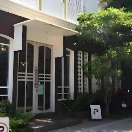 Prs By Sojourn Hotel