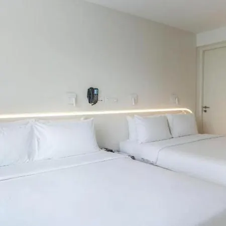 โรงแรม Mood 3*