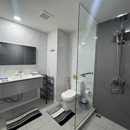 Zire Wongamat Apartment Pattaya