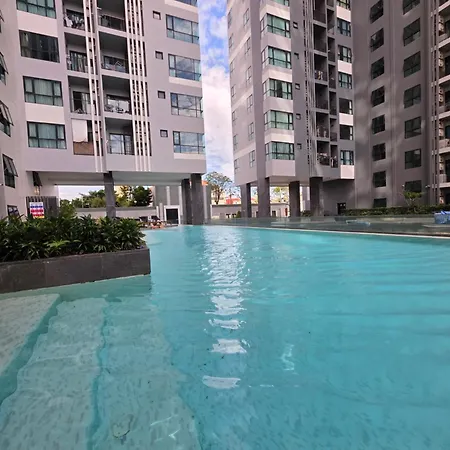 The Base Pattaya258 Apartment *