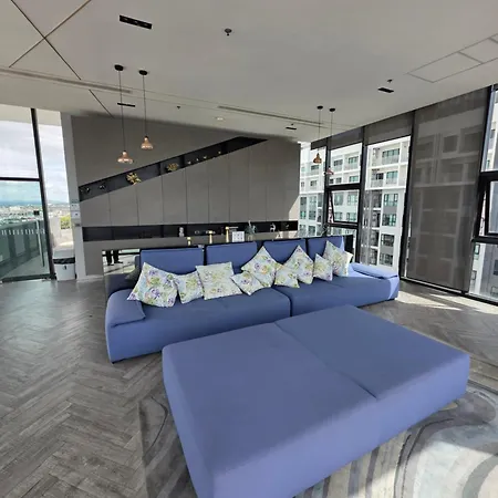 Apartment The Base Pattaya258