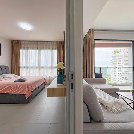 Apartment Zire Wongamat северная *