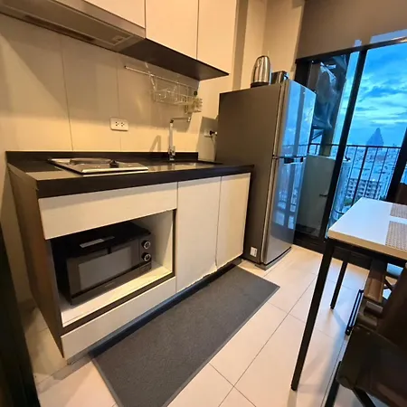 Apartment The Base Pattaya258 *