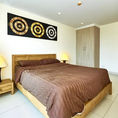 Laguna Bay By Mypattayastay Apartment
