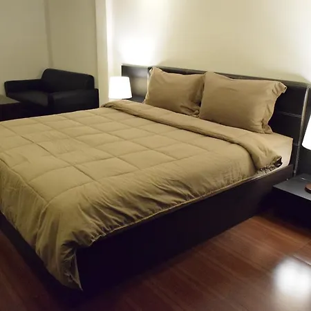 Guest house Hideaway And Bar Pattaya