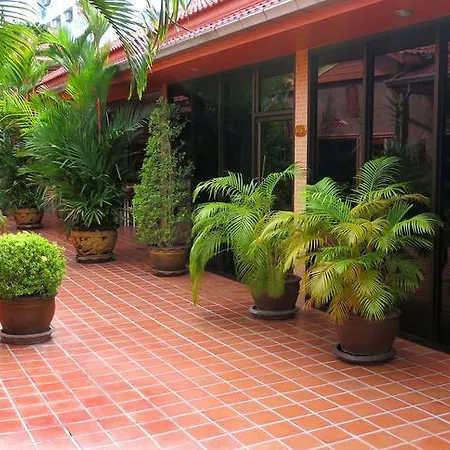 บ้านพัก เมกาดัน เรสซิเดนซ์ Pattaya