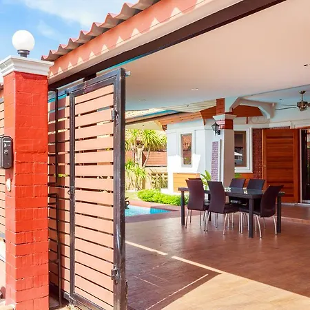 Villa Momo Villa *