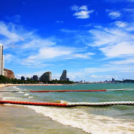 Wong Amat Tower By Golden Pattaya Apartment *