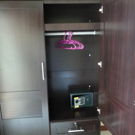 Tuy Knight บ้านพัก Pattaya