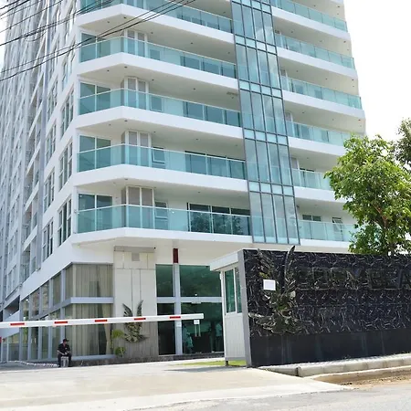 Cosy Beach View Condo-Resort * Pattaya
