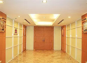 Hotel Mike 3*