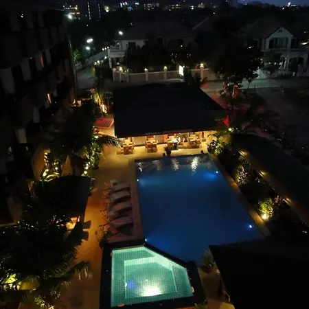 Cocco Hotel 3*
