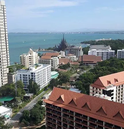 Wongamat Tower By Charinya Apartment Pattaya