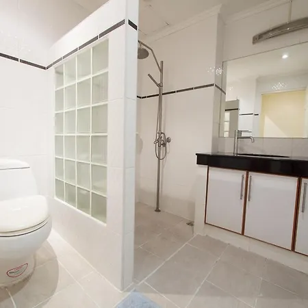 Argyle Apartment Pattaya