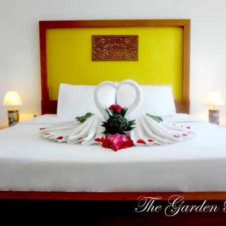 The Garden Place Inn 2*