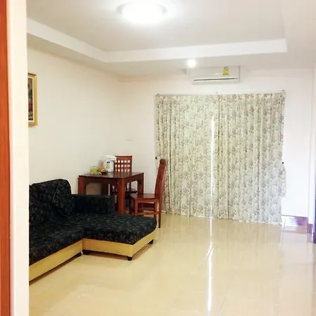 Aparthotel Sudarat House *