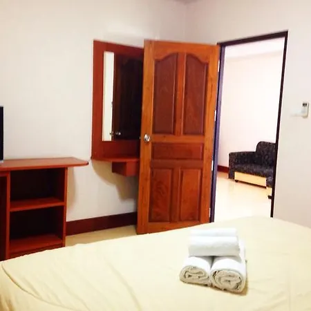 Sudarat House Aparthotel *