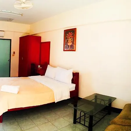 Sudarat House Aparthotel *