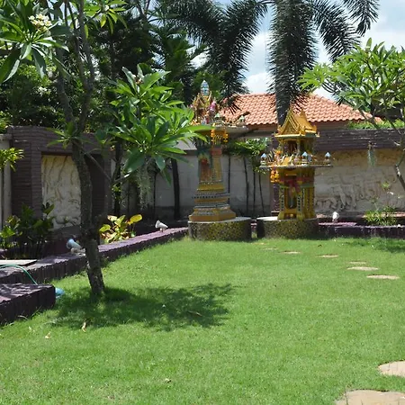 Villa South Pattaya Beachfront