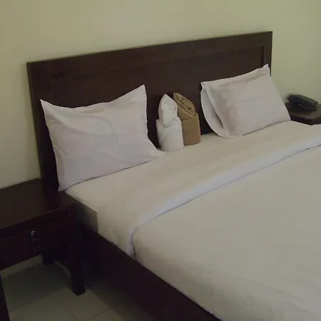 โรงแรม Baan Kittima
