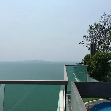 Wong Amat Beach Apartment * Pattaya