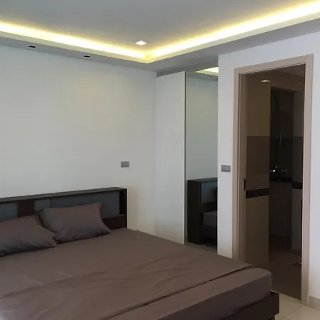 Wong Amat Beach Apartment *