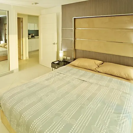 The View Cozy Beach By Mypattayastay Apartment