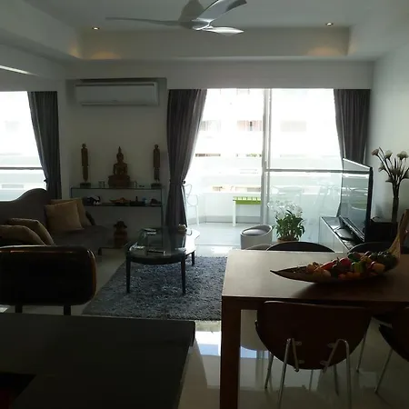 Jomtien Condotel *