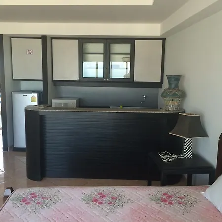 Peak Inn Pattaya