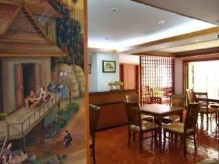 Chada Thai House โรงแรม Pattaya