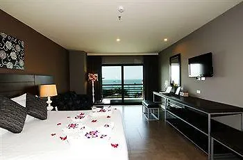 โรงแรม ซีมีสปริงโฺฮเทล