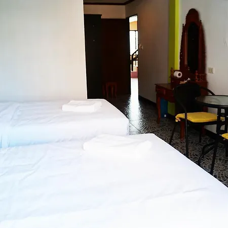 Guest house Nong 3*