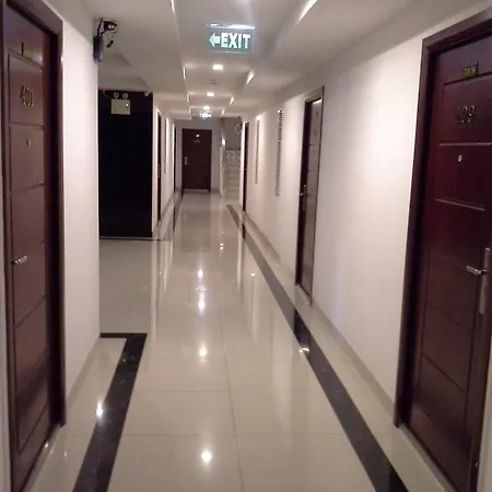 Apartment Park Royal 3 *