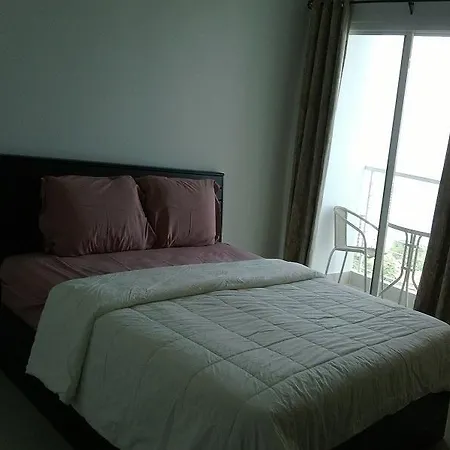 Near Wongamat Beach 1709 Apartment *