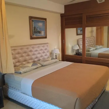 Peak Inn 2*