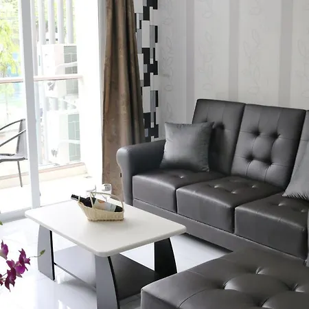 Apartment The Place Pratumnak By *