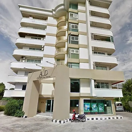 1 Bedroom Near Wong Amat Beach For Rent 103 *