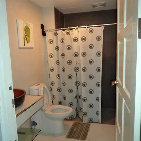 Apartment A.d. Wongamat Beach By Owner *