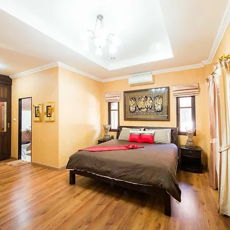 Baan Sansabai Villa