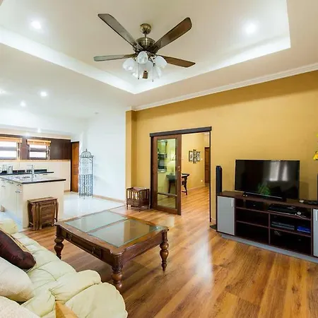 Villa Baan Sansabai *