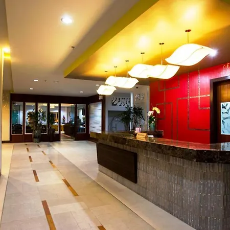 Hotel The Ninth 3*