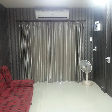 Luxury 2 Bedroom House In Central Holiday home *