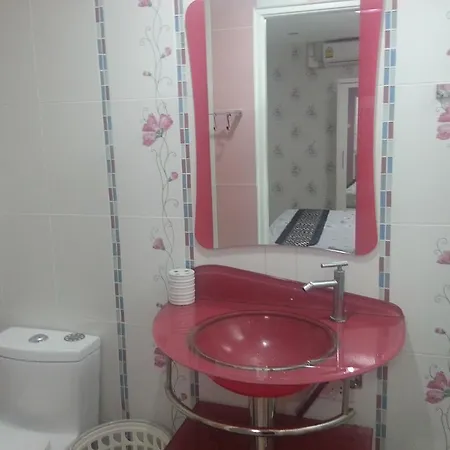 Holiday home Luxury 2 Bedroom House In Central *