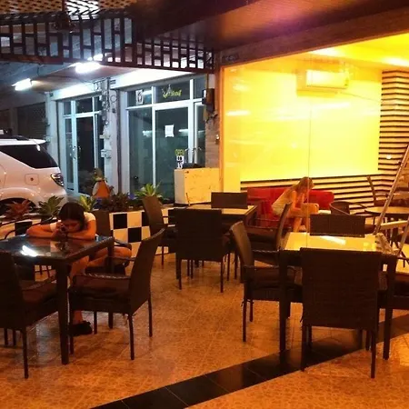 Marfru Cafe And บ้านพัก Pattaya