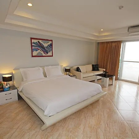 Peak 2* Pattaya