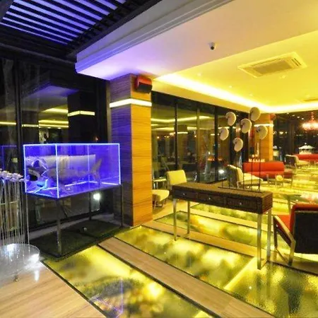 โรงแรม Le Vernissage 4*