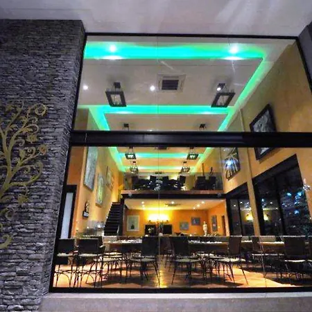 โรงแรม Le Vernissage 4*