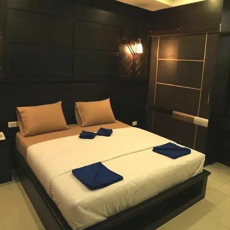 บ้านพัก Marfru Cafe And Pattaya